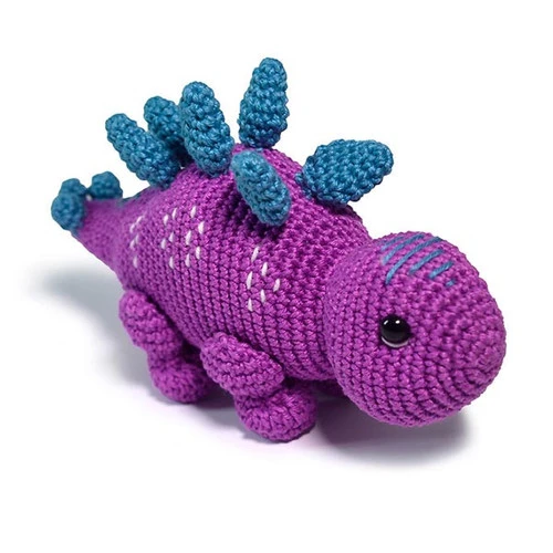 Circulo Amigurumi Kit - Baby Stegosaurus 2 Circulo Amigurumi Kit - Baby Stegosaurus - Image 2