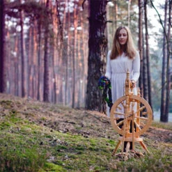 Kromski Minstrel Spinning Wheel - Clear Finish -BEKA Sales Store KRO 218b 30646.1666124599